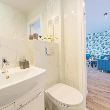 Lägenhet Hello Apartament Kolberga Sopot